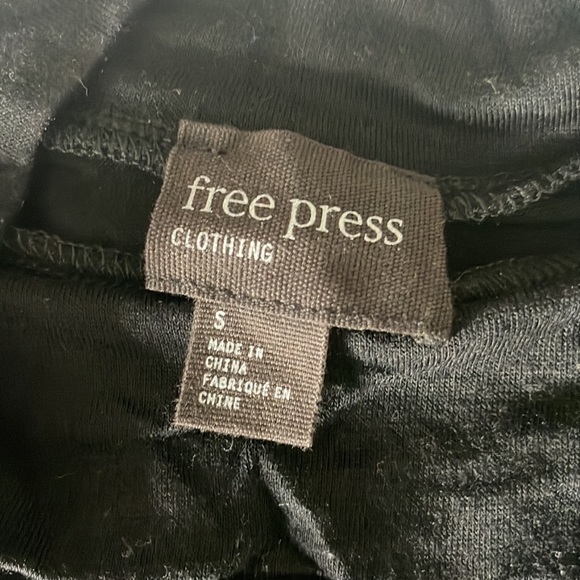 ✨ Free Press Bodysuit ✨ - Picture 6 of 9